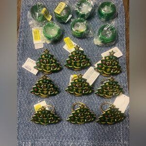 Lot Of Christmas Napkin Rings-7 Solid Green Rings & 9 Christmas Trees